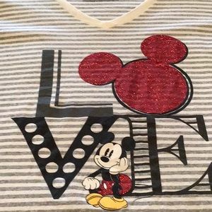 Disney Store plus size 4x Mickey Mouse LOVE shirt